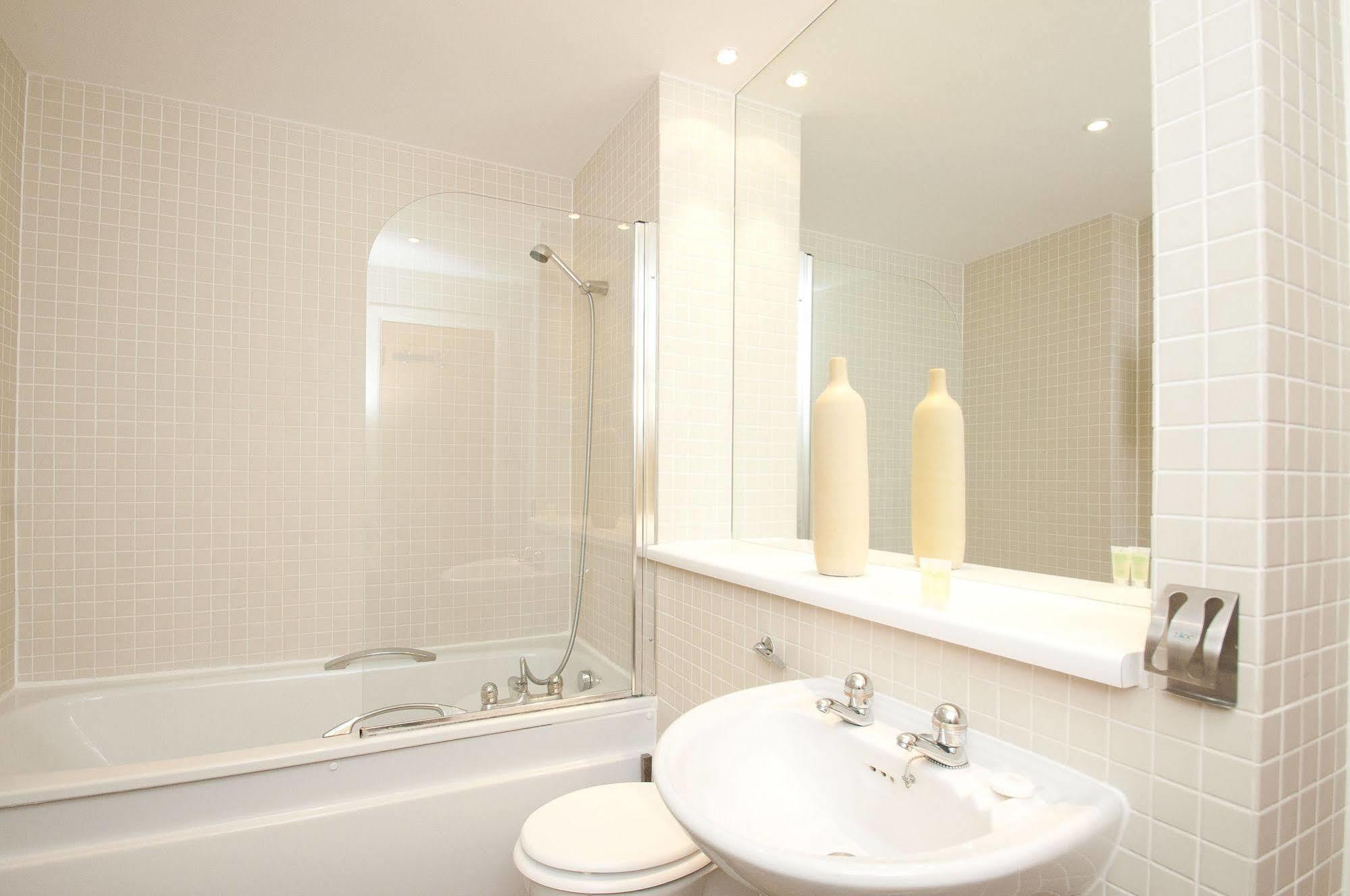 Cleyro Serviced Apartments - Harbourside Bristol Extérieur photo